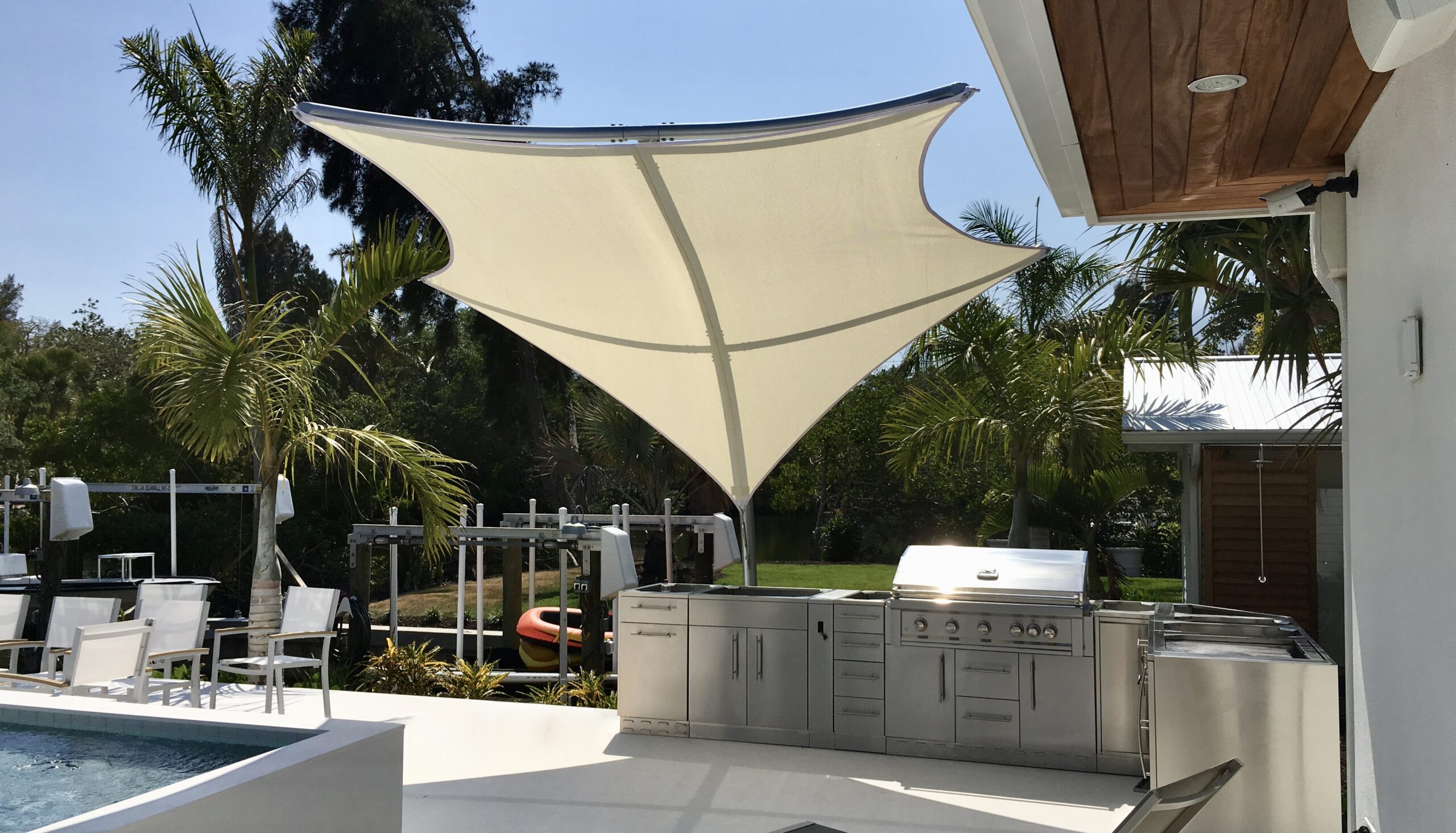 Element Squared Modern Shade Sail on Outdoor Kitchen Pool Deck| Industrial Shadeports